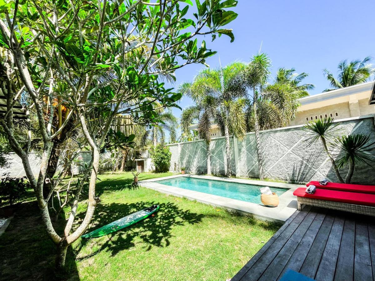 Villa Kotak Surfers Escape Reopening Rates Apply Now Selong Belanak Exteriör bild