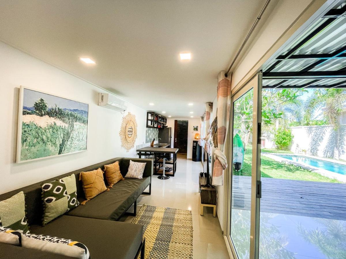 Villa Kotak Surfers Escape Reopening Rates Apply Now Selong Belanak Exteriör bild