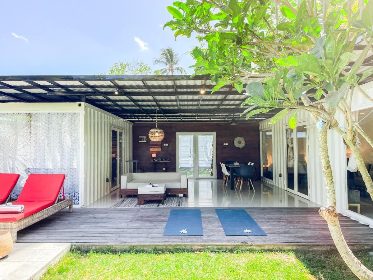 Villa Kotak Surfers Escape Reopening Rates Apply Now Selong Belanak Exteriör bild